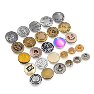 دکمه ها و گیره ها برای لباس